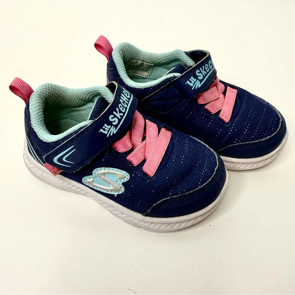 5 Pairs of Toddler Shoes. Size 5. Vans, Stride Rite, Skechers
